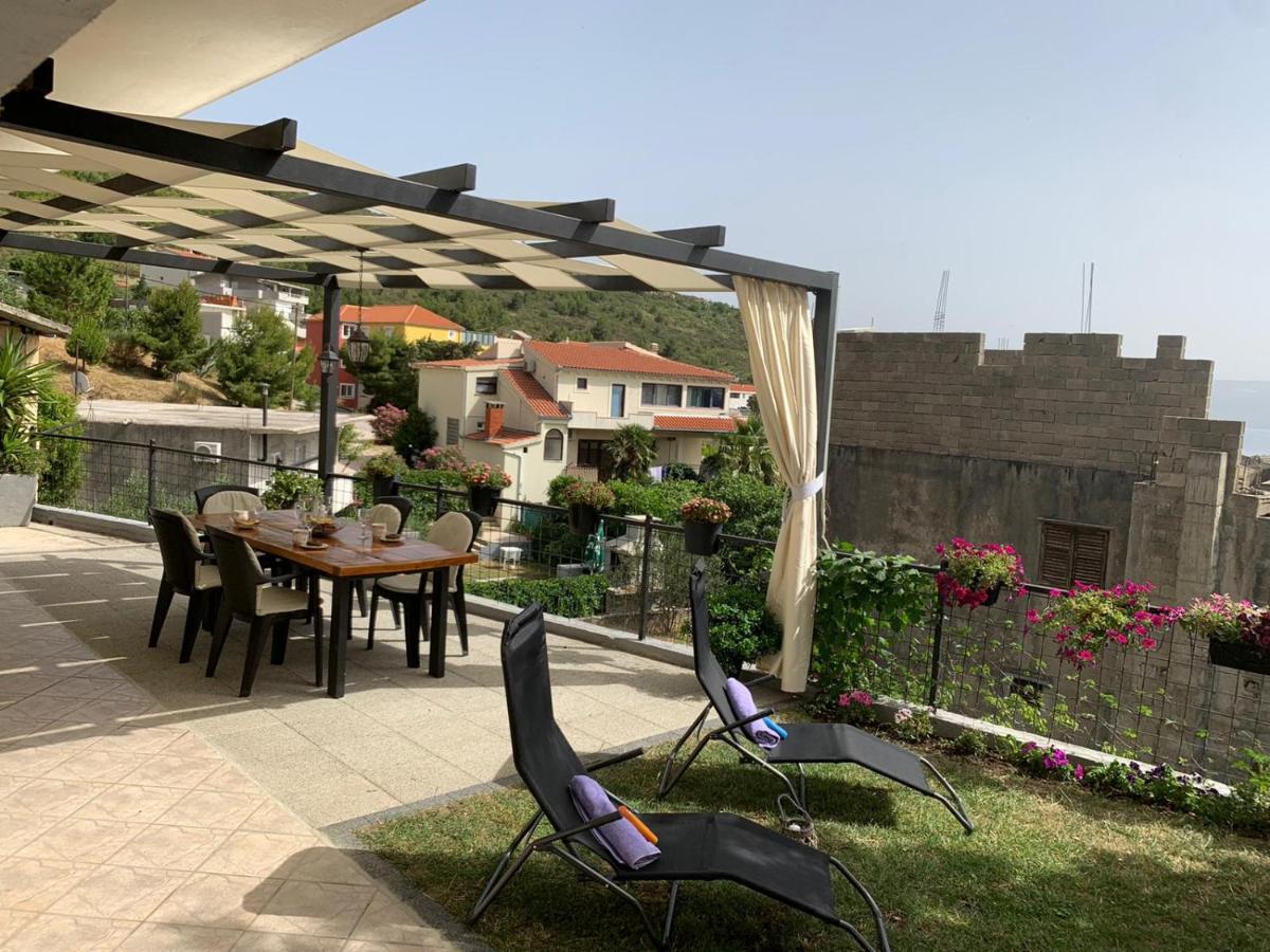 Apartmani Bilic Dugi Rat Exteriér fotografie